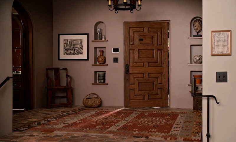 Entry Hall Sol and Robert's House Grace and Frankie