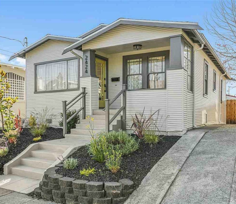 Bungalow For Sale in Berkeley 2424 Edwards