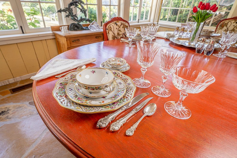 Doris Day's Dining Room China and Crystal Julien's Auctions