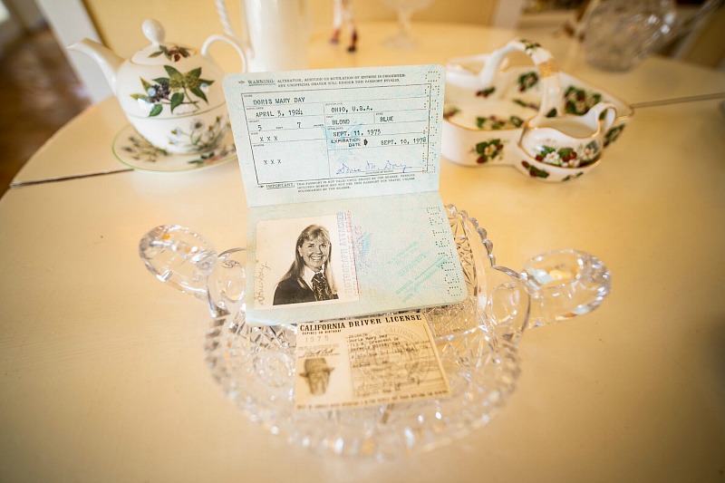 Doris Day's driver's license and passport Julien's Auctions