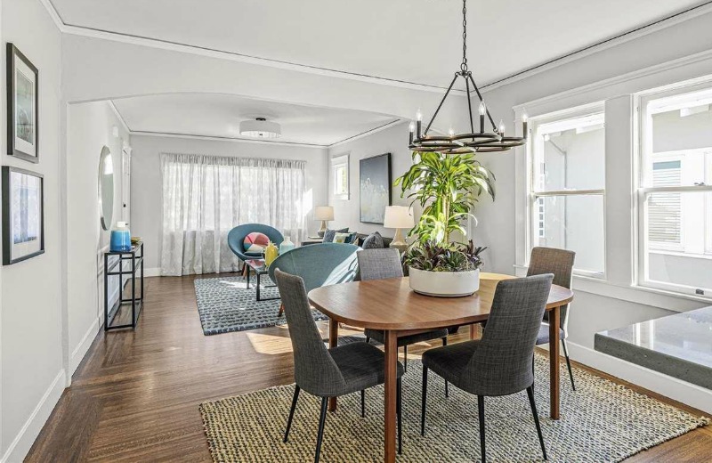 bungalow living dining room