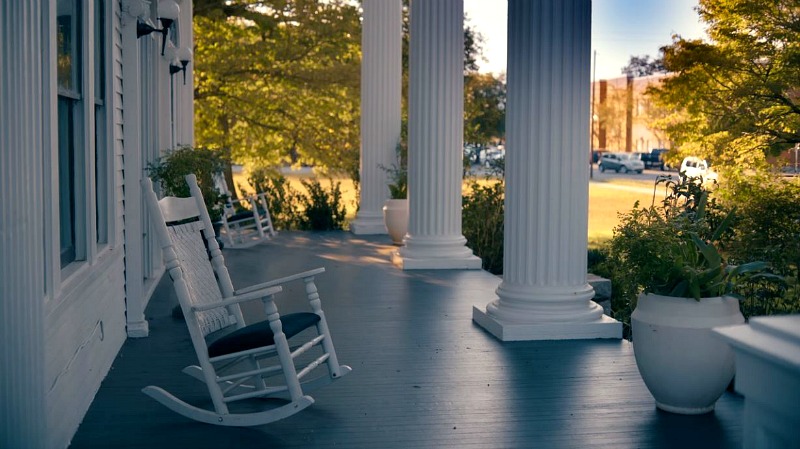 Front Porch Lee-Porter Mansion Covington GA