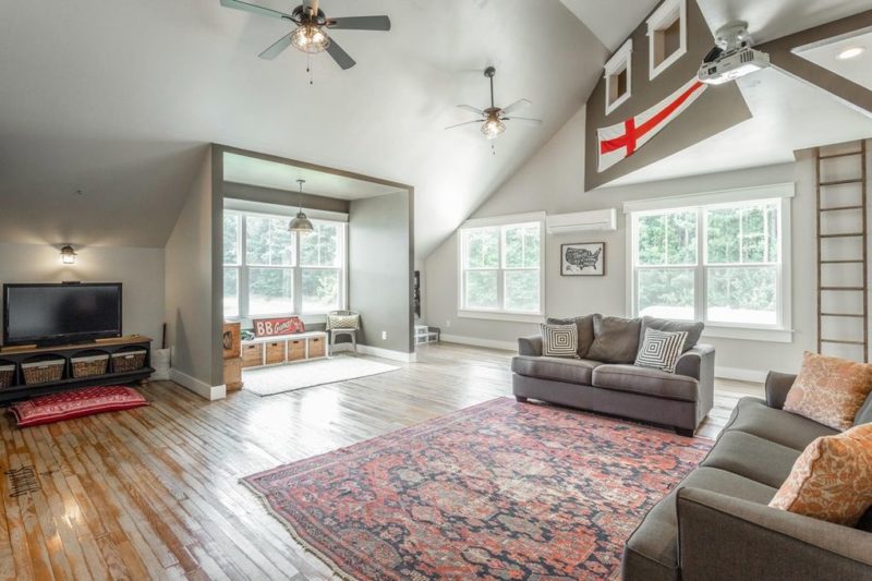 large room above garage with vaulted ceiling