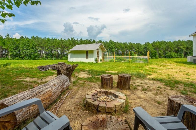 firepit in yard