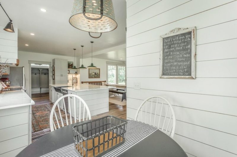 kitchen table in farmhouse