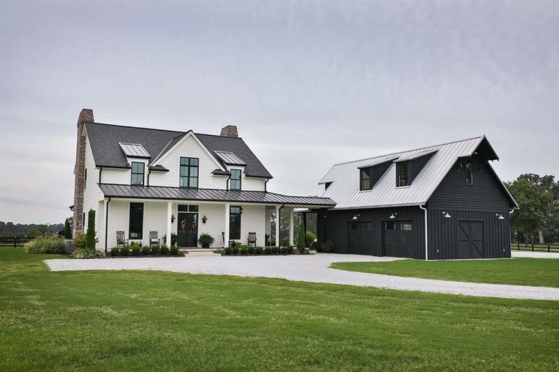 A Modern Southern Farmhouse  For Sale on 20 Acres Hooked 