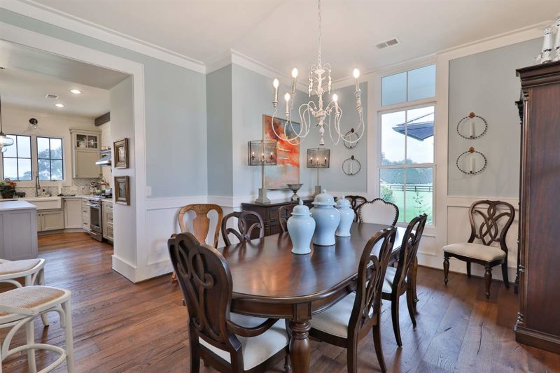 farmhouse for sale tennessee - dining room