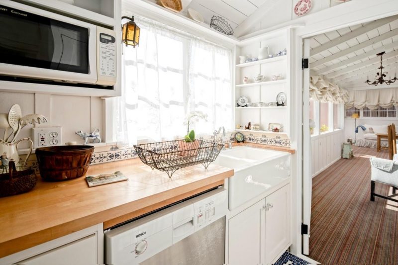 Cottage kitchen in Carmel