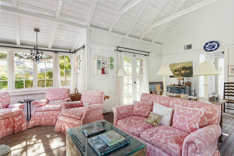 pink sofas in Carmel cottage